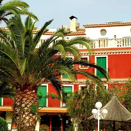 Antiga Hotel 3*