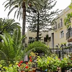 Antiga Hotel 3*