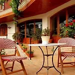 Antiga Hotel 3*
